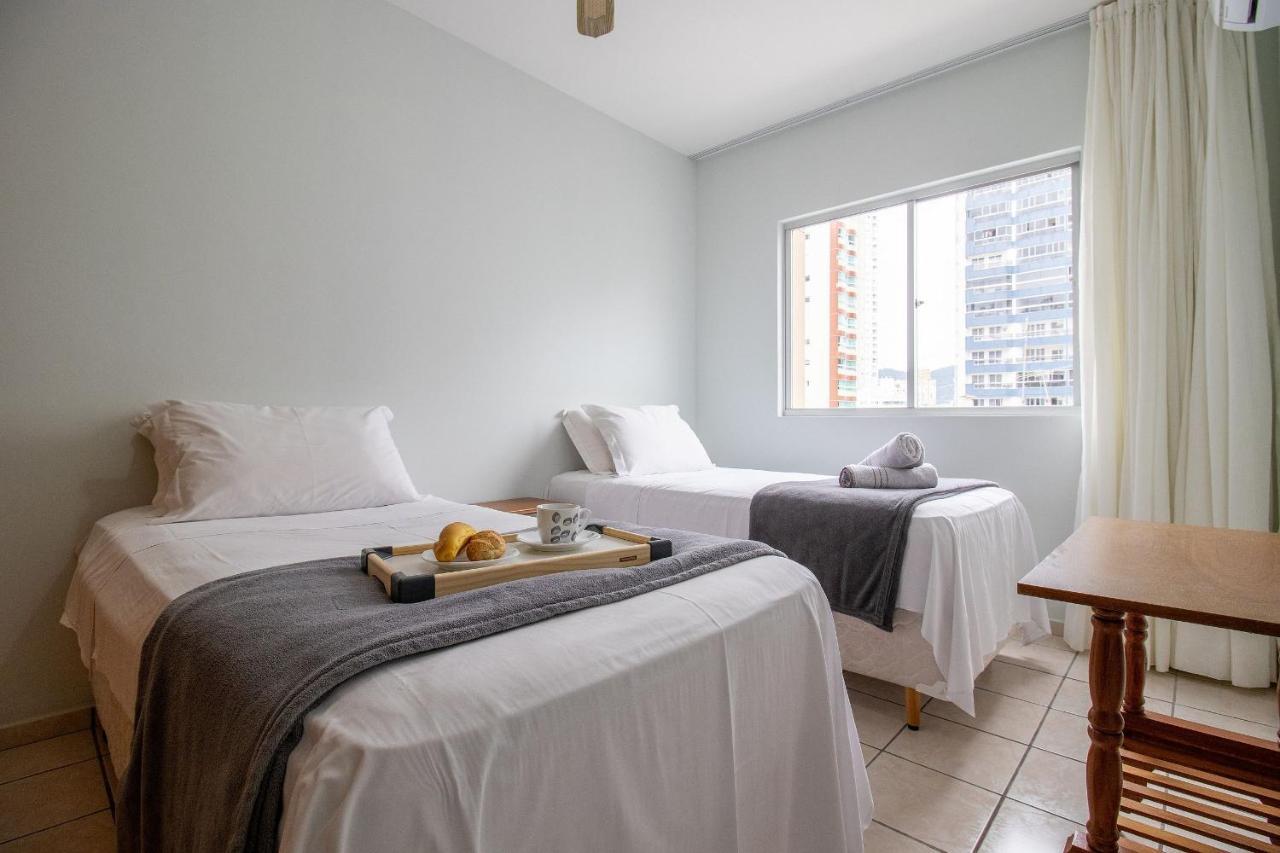 Balneário CamboriúBlu71 - 3 Dorm, Av Brasil, Garagem, Wi-Fiアパートメント エクステリア 写真